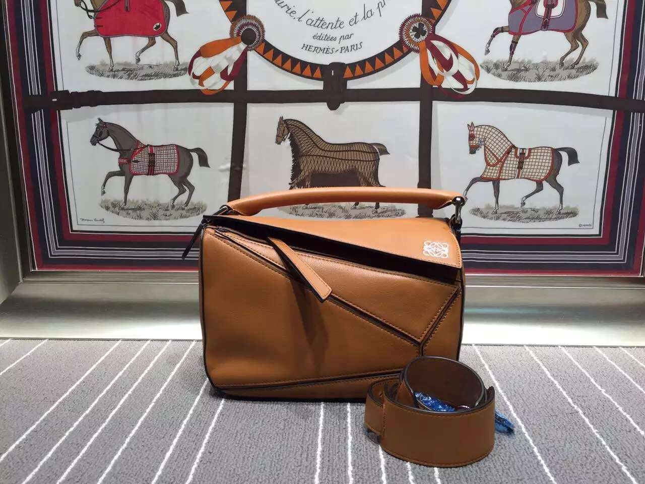 Loewe Puzzle Large Bag Original Leather L9122 Brown Loewe Puzzle Large Bag Original Leather L9122 Brown