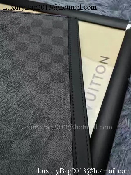 Louis Vuitton Damier Graphite Canvas TOILETRY POUCH 26 N41696 Louis Vuitton Damier Graphite Canvas TOILETRY POUCH 26 N41696