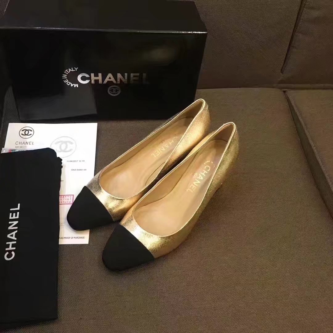 Chanel Pump Leather CH2146 Gold Chanel Pump Leather CH2146 Gold