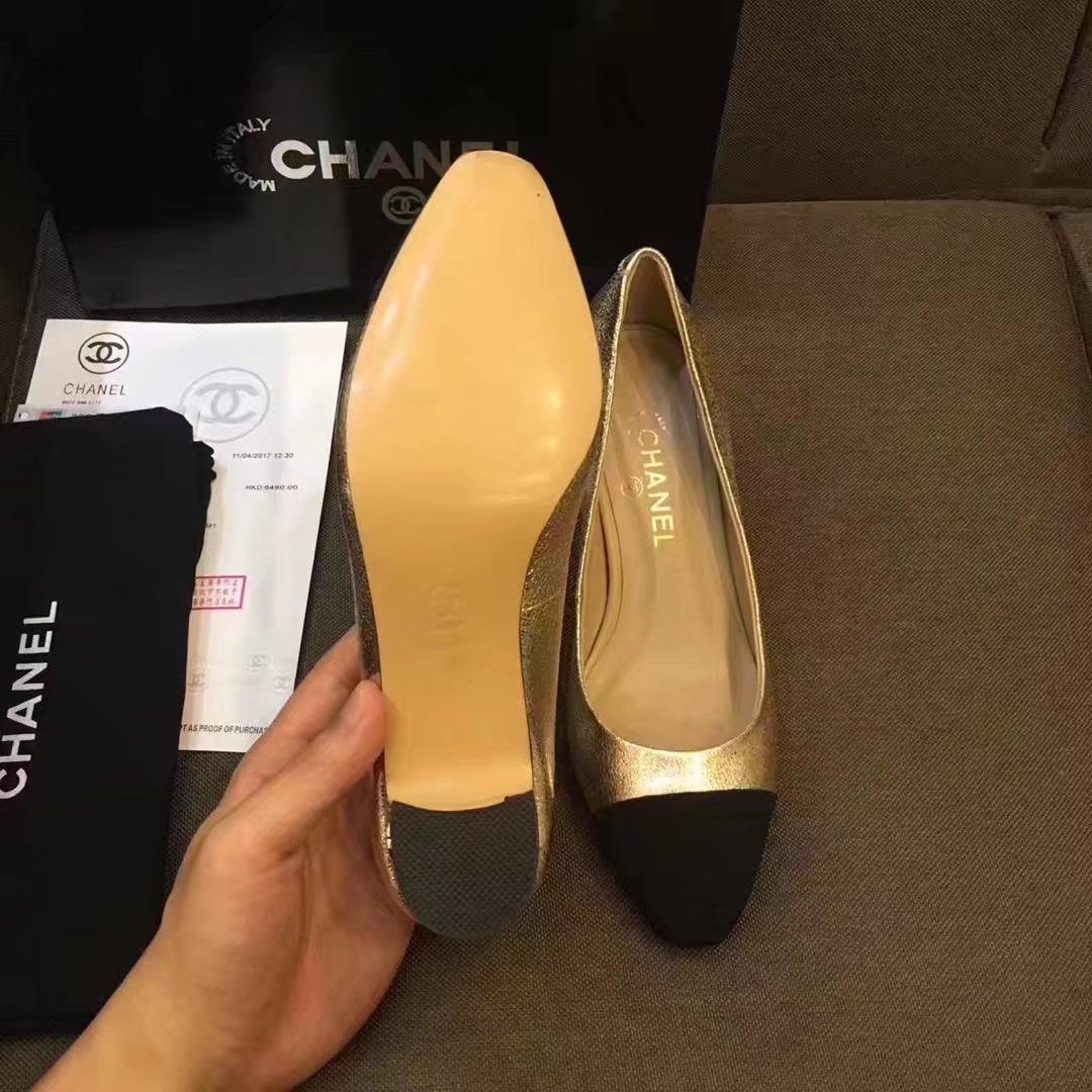 Chanel Pump Leather CH2146 Gold Chanel Pump Leather CH2146 Gold