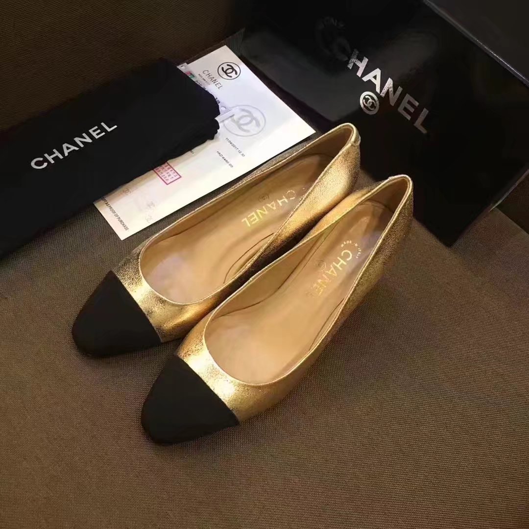 Chanel Pump Leather CH2146 Gold Chanel Pump Leather CH2146 Gold
