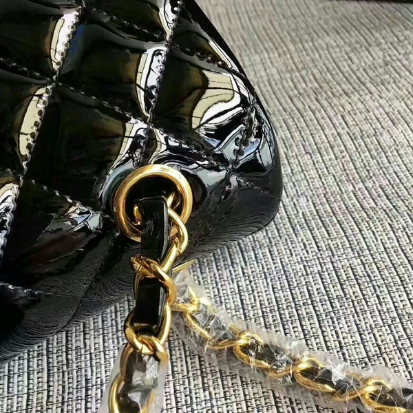 Chanel Flap Shoulder Bags Black Original Patent Leather CF1112 Gold Chanel Flap Shoulder Bags Black Original Patent Leather CF1112 Gold