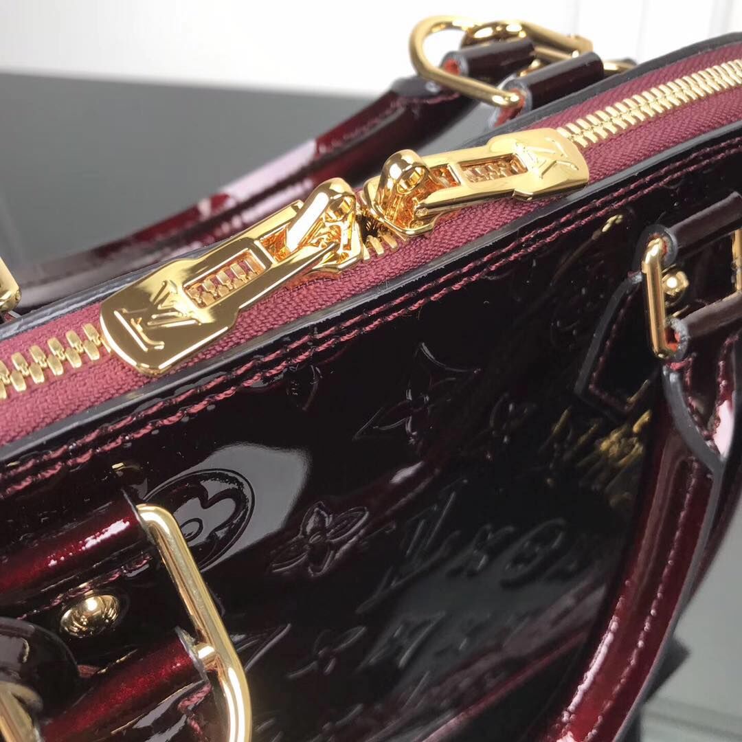 Louis Vuitton Monogram Vernis Alma M93595 Burgundy Louis Vuitton Monogram Vernis Alma M93595 Burgundy