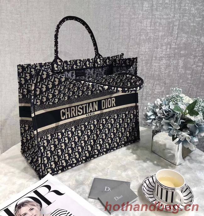 DIOR BOOK TOTE BAG IN EMBROIDERED DIOR OBLIQUE CANVAS M1286 DARK BLUE