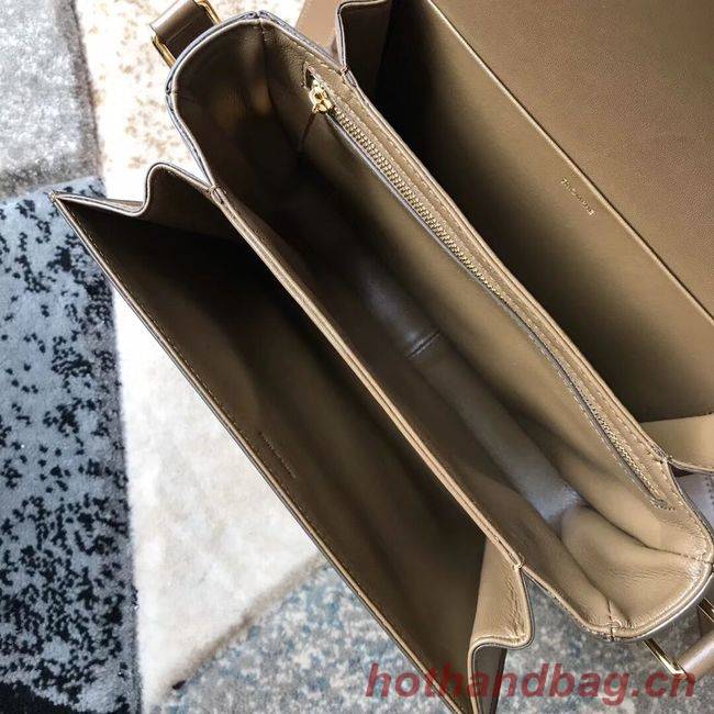 CELINE MEDIUM TRIOMPHE BAG IN SHINY CALFSKIN CL87363 Camel CELINE MEDIUM TRIOMPHE BAG IN SHINY CALFSKIN CL87363 Camel