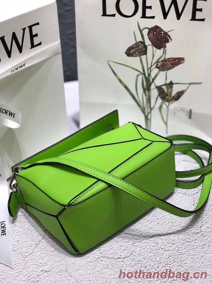 Loewe Mini Puzzle Bag Original Leather B9125 Green Loewe Mini Puzzle Bag Original Leather B9125 Green