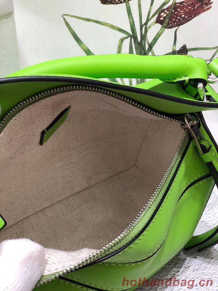 Loewe Mini Puzzle Bag Original Leather B9125 Green Loewe Mini Puzzle Bag Original Leather B9125 Green