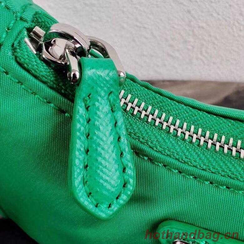 Prada Re-Edition nylon mini shoulder bag 1TT122 green Prada Re-Edition nylon mini shoulder bag 1TT122 green