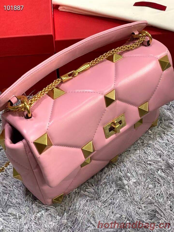 Valentino medium Garavani Roman Stud V2060 cherry blossoms Valentino medium Garavani Roman Stud V2060 cherry blossoms