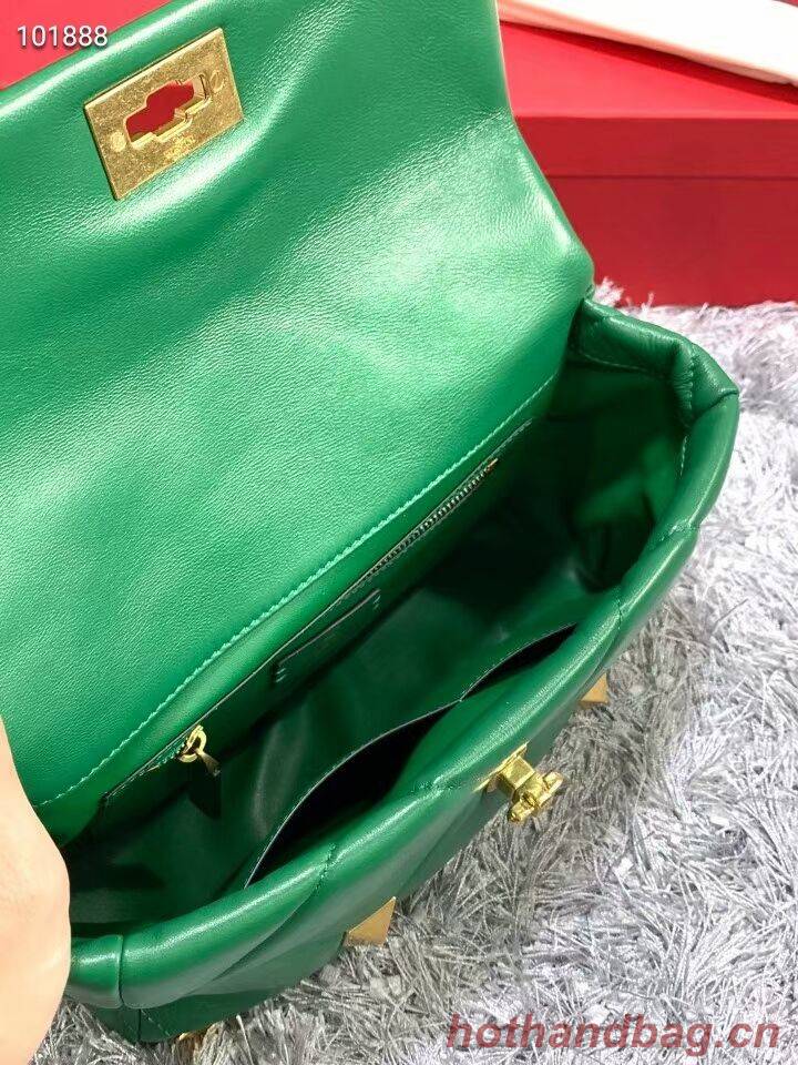 Valentino medium Garavani Roman Stud V2060 green Valentino medium Garavani Roman Stud V2060 green