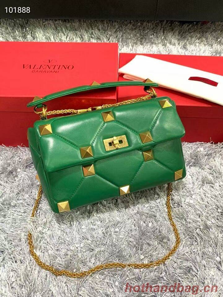 Valentino medium Garavani Roman Stud V2060 green Valentino medium Garavani Roman Stud V2060 green