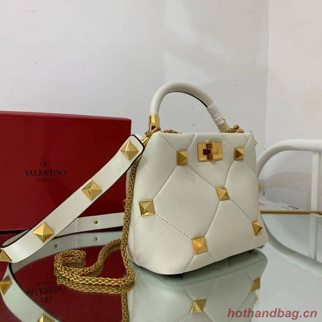 Valentino medium Garavani Roman Stud V1198 white Valentino medium Garavani Roman Stud V1198 white
