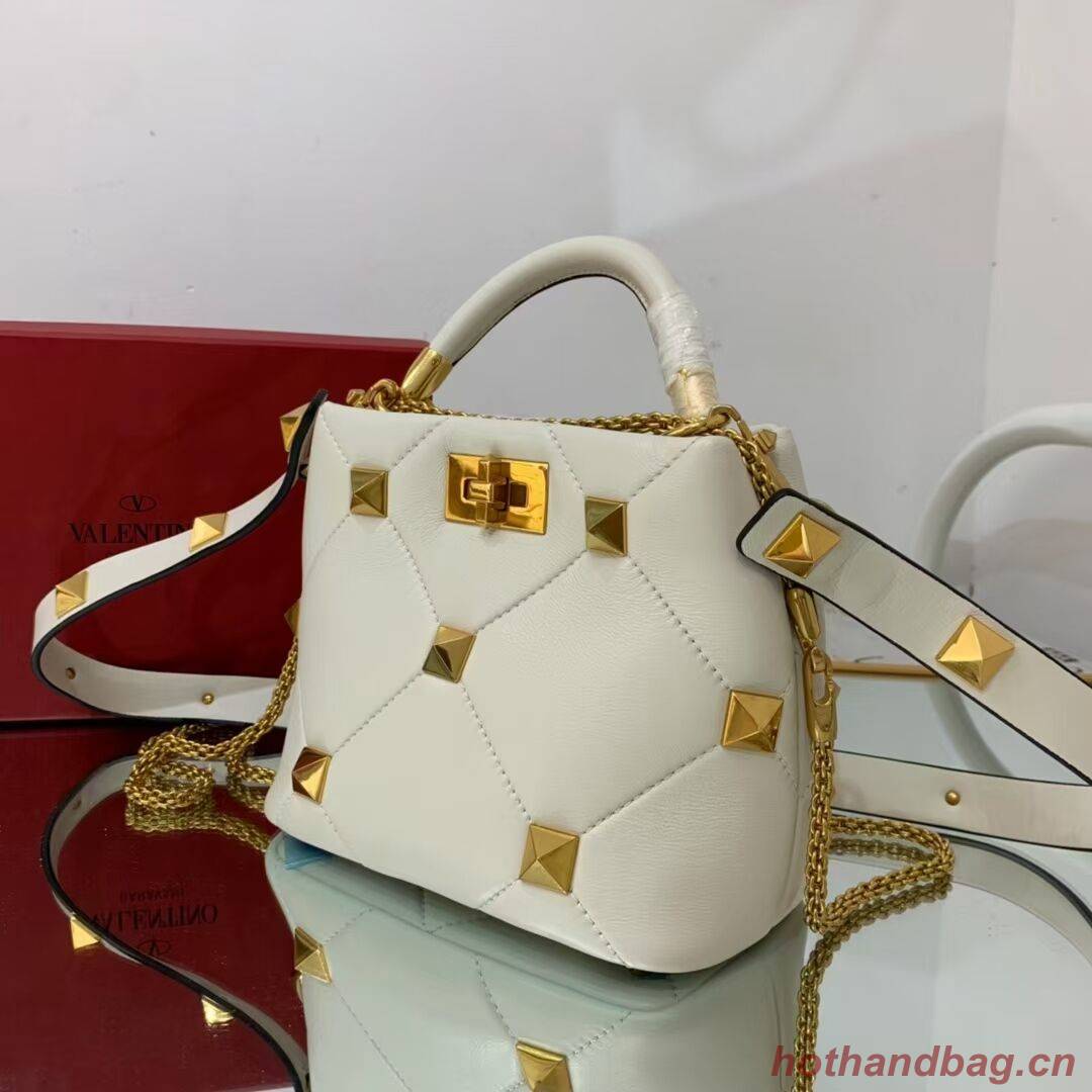 Valentino medium Garavani Roman Stud V1198 white Valentino medium Garavani Roman Stud V1198 white