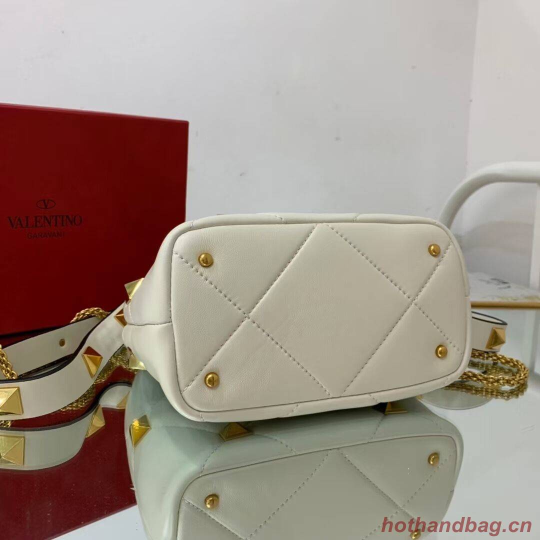 Valentino medium Garavani Roman Stud V1198 white Valentino medium Garavani Roman Stud V1198 white
