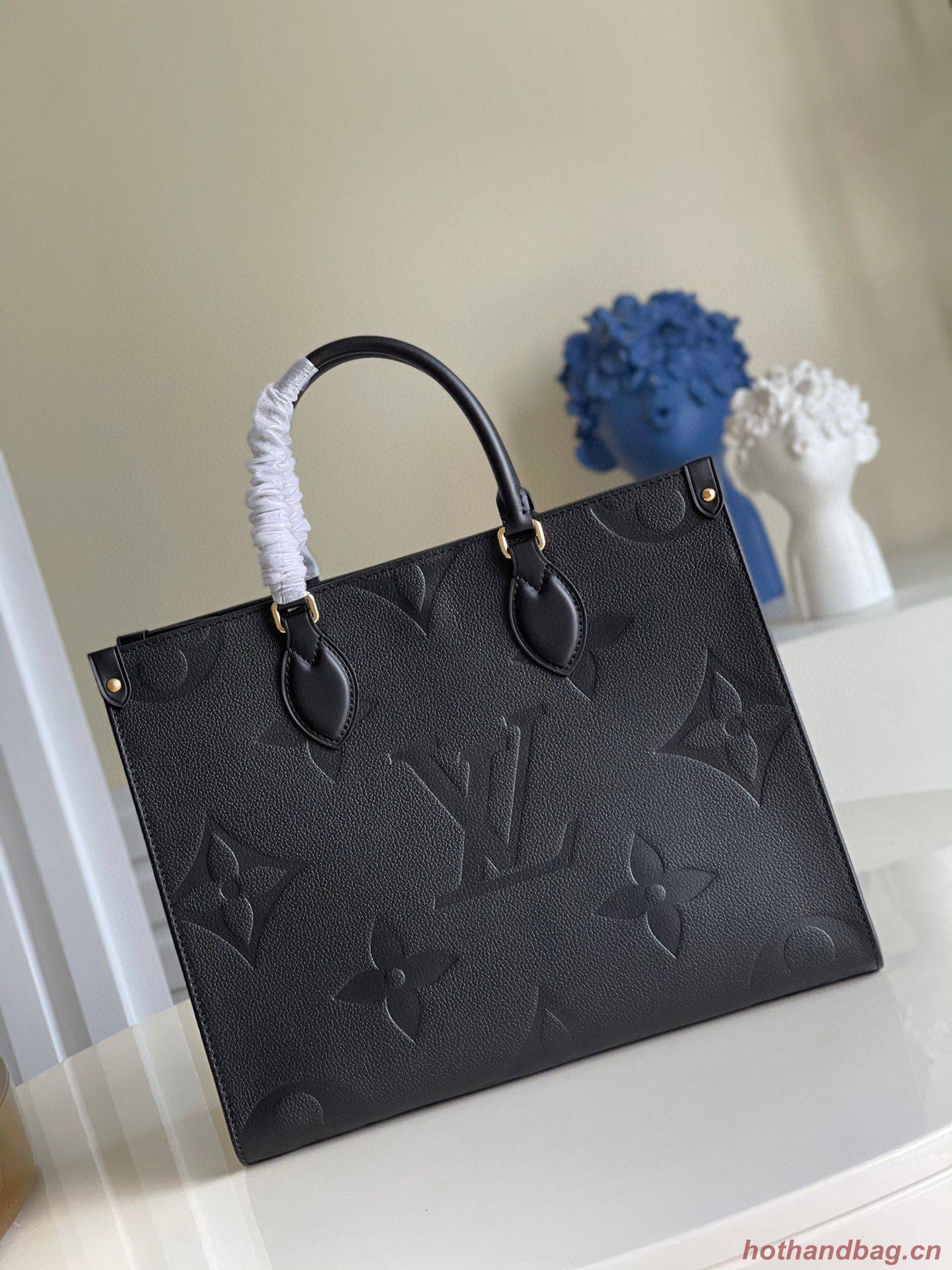 Louis Vuitton ONTHEGO MM M45595 Black Louis Vuitton ONTHEGO MM M45595 Black