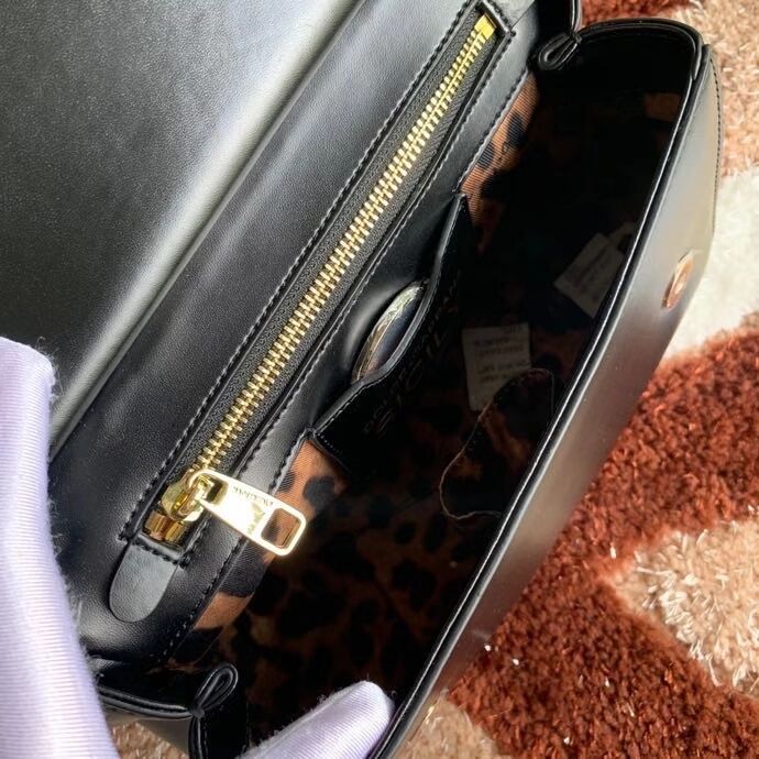 Dolce & Gabbana Origianl Leather Shoulder Bag 5157 black Dolce & Gabbana Origianl Leather Shoulder Bag 5157 black