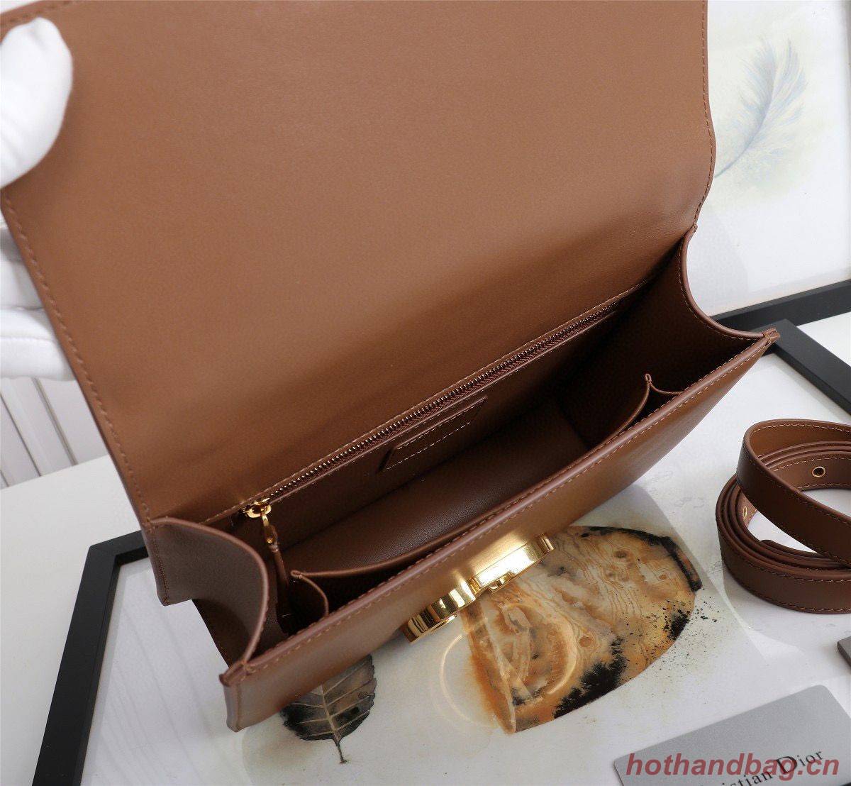 DIOR 30 MONTAIGNE BAG Box Calfskin M9203UM DIOR 30 MONTAIGNE BAG Box Calfskin M9203UM