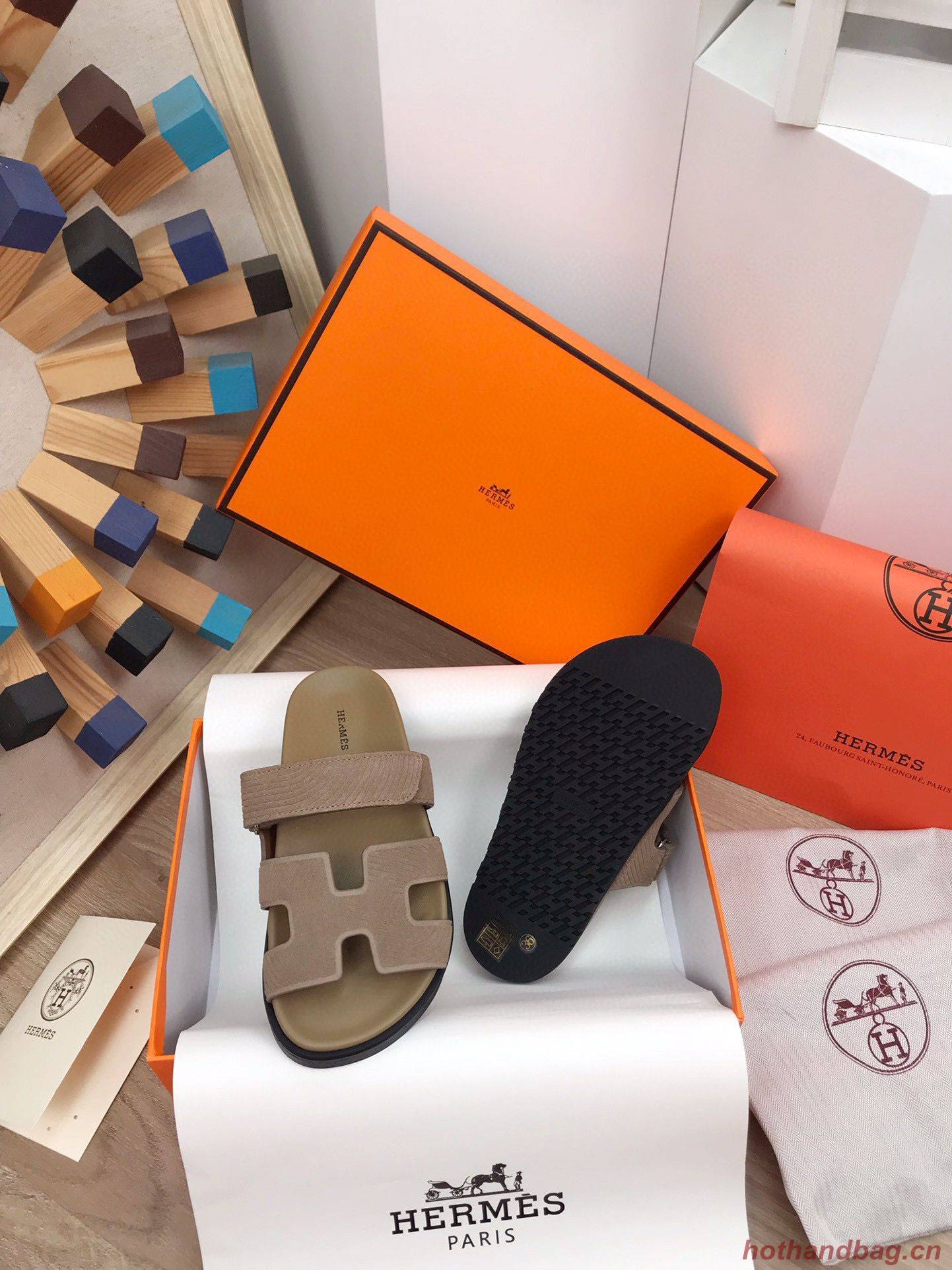 Hermes Shoes 2022 Gray Chypre sandals HM63920 Hermes Shoes 2022 Gray Chypre sandals HM63920