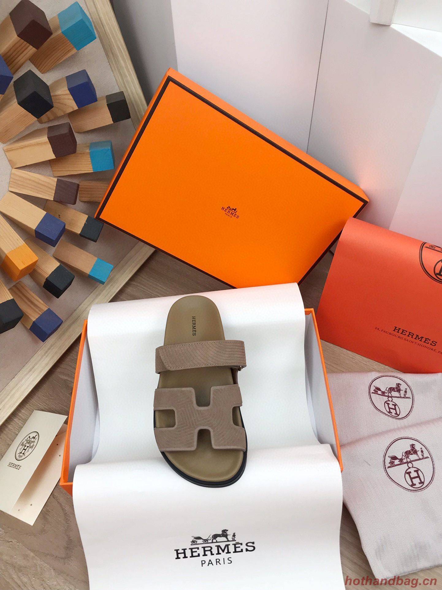Hermes Shoes 2022 Gray Chypre sandals HM63920 Hermes Shoes 2022 Gray Chypre sandals HM63920