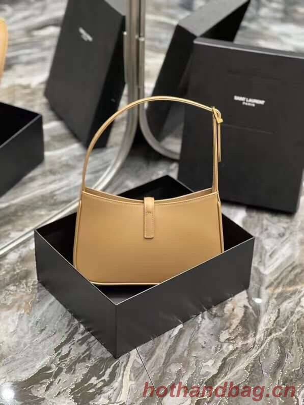 YSL LE 5 A 7 HOBO BAG IN SMOOTH LEATHER Y687228 BLOSSOM PINK YSL LE 5 A 7 HOBO BAG IN SMOOTH LEATHER Y687228 BLOSSOM PINK