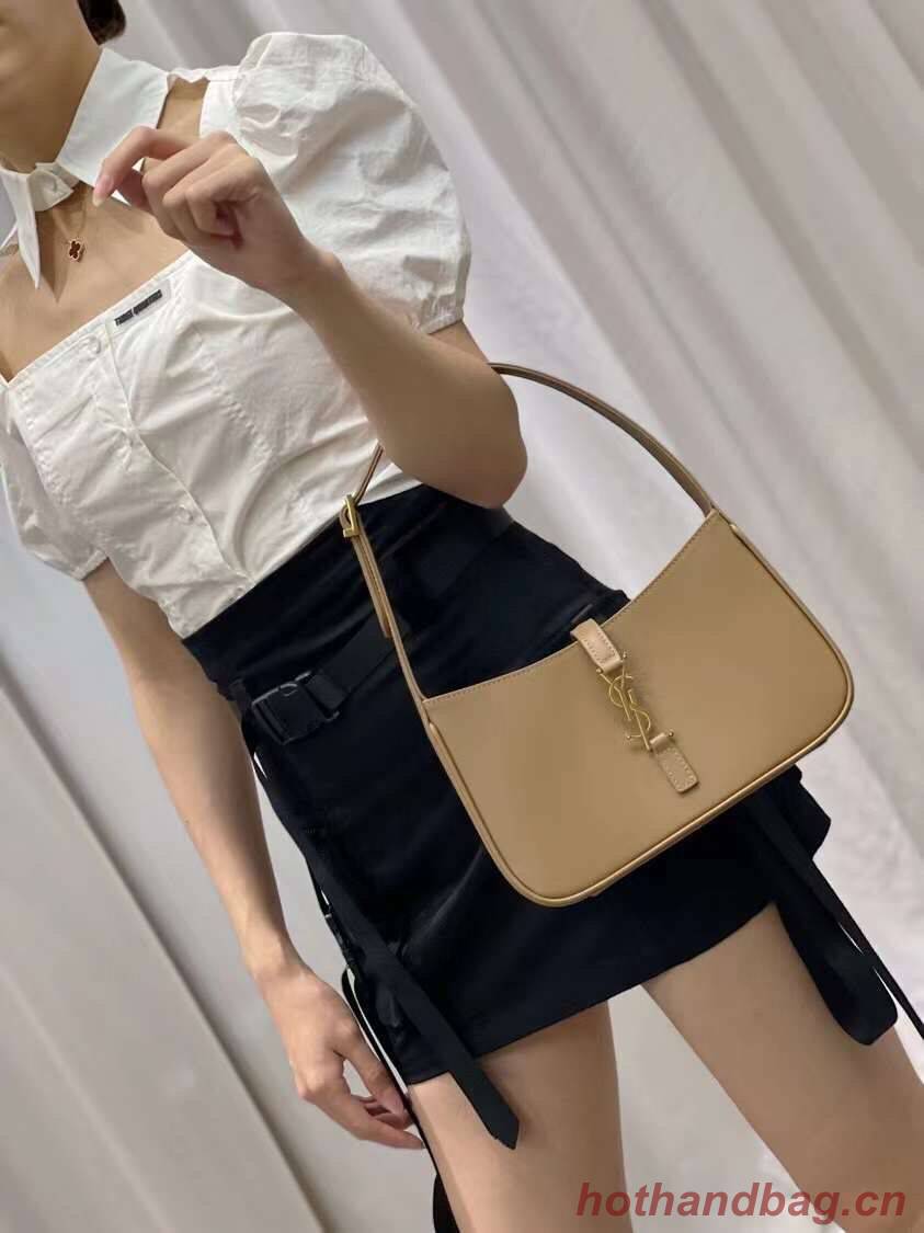 YSL LE 5 A 7 HOBO BAG IN SMOOTH LEATHER Y687228 BLOSSOM PINK YSL LE 5 A 7 HOBO BAG IN SMOOTH LEATHER Y687228 BLOSSOM PINK