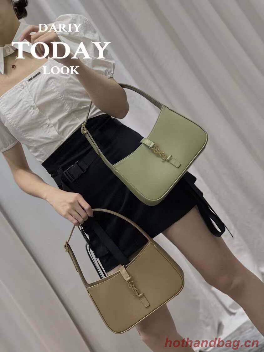 YSL LE 5 A 7 HOBO BAG IN SMOOTH LEATHER Y687228 BLOSSOM PINK YSL LE 5 A 7 HOBO BAG IN SMOOTH LEATHER Y687228 BLOSSOM PINK