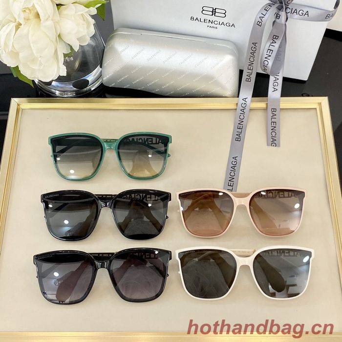 Balenciaga Sunglasses Top Quality BAS00106