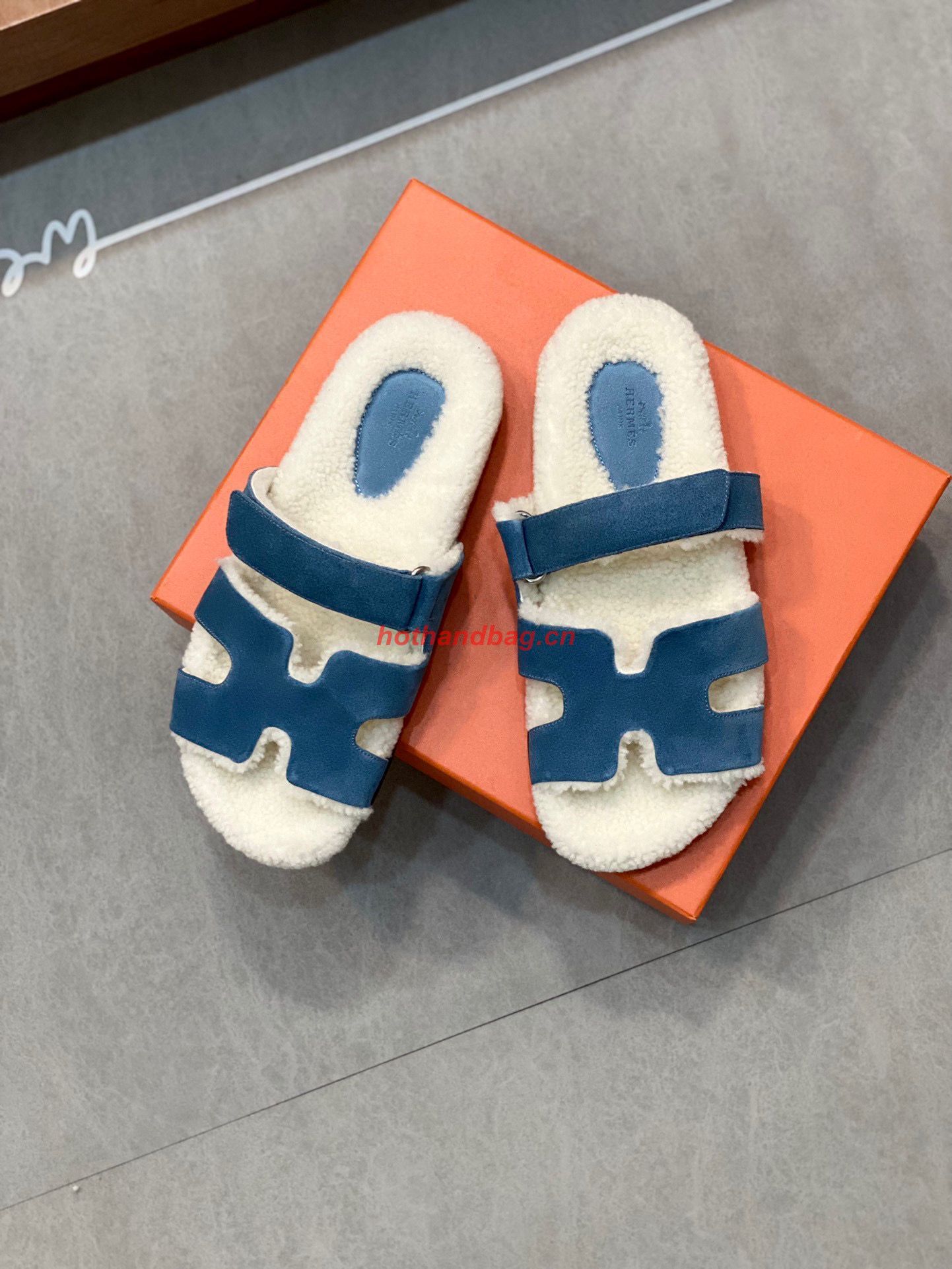 Hermes Shoes 2022 Teddy Bear Blue Pinede Chypre sandals HM63920 Hermes Shoes 2022 Teddy Bear Blue Pinede Chypre sandals HM63920