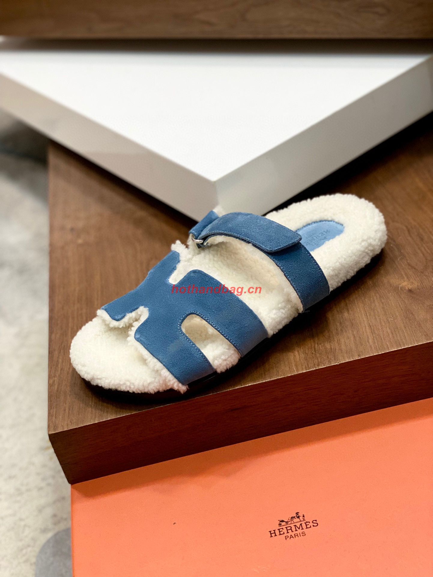 Hermes Shoes 2022 Teddy Bear Blue Pinede Chypre sandals HM63920 Hermes Shoes 2022 Teddy Bear Blue Pinede Chypre sandals HM63920