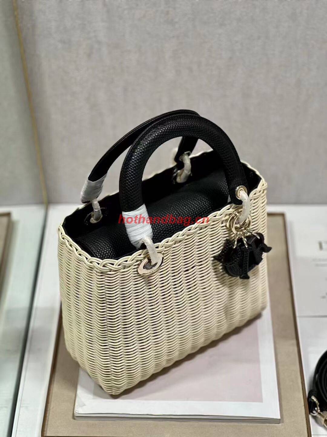 MEDIUM LADY DIOR BAG Natural Wicker and Black Lizard skin M0565 MEDIUM LADY DIOR BAG Natural Wicker and Black Lizard skin M0565
