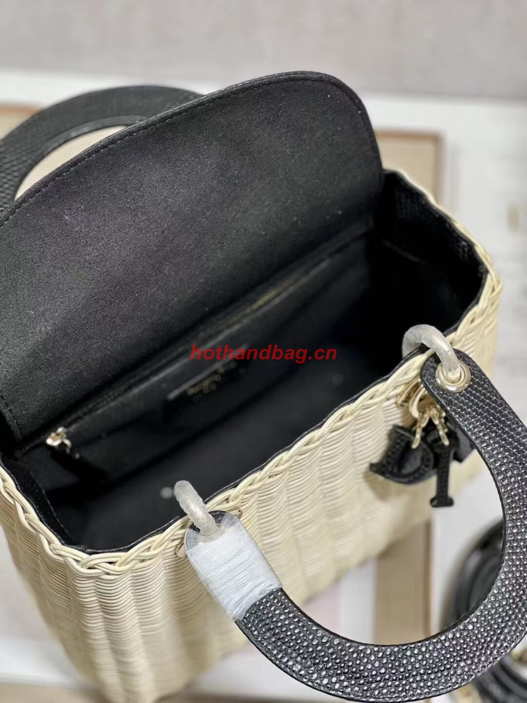 MEDIUM LADY DIOR BAG Natural Wicker and Black Lizard skin M0565 MEDIUM LADY DIOR BAG Natural Wicker and Black Lizard skin M0565