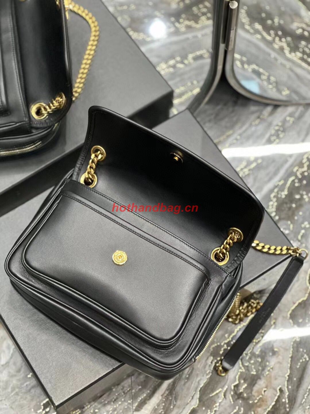 SAINT LAUREN NIKI BABY CHAIN BAG IN SMOOTH LEATHER Y871250 black SAINT LAUREN NIKI BABY CHAIN BAG IN SMOOTH LEATHER Y871250 black