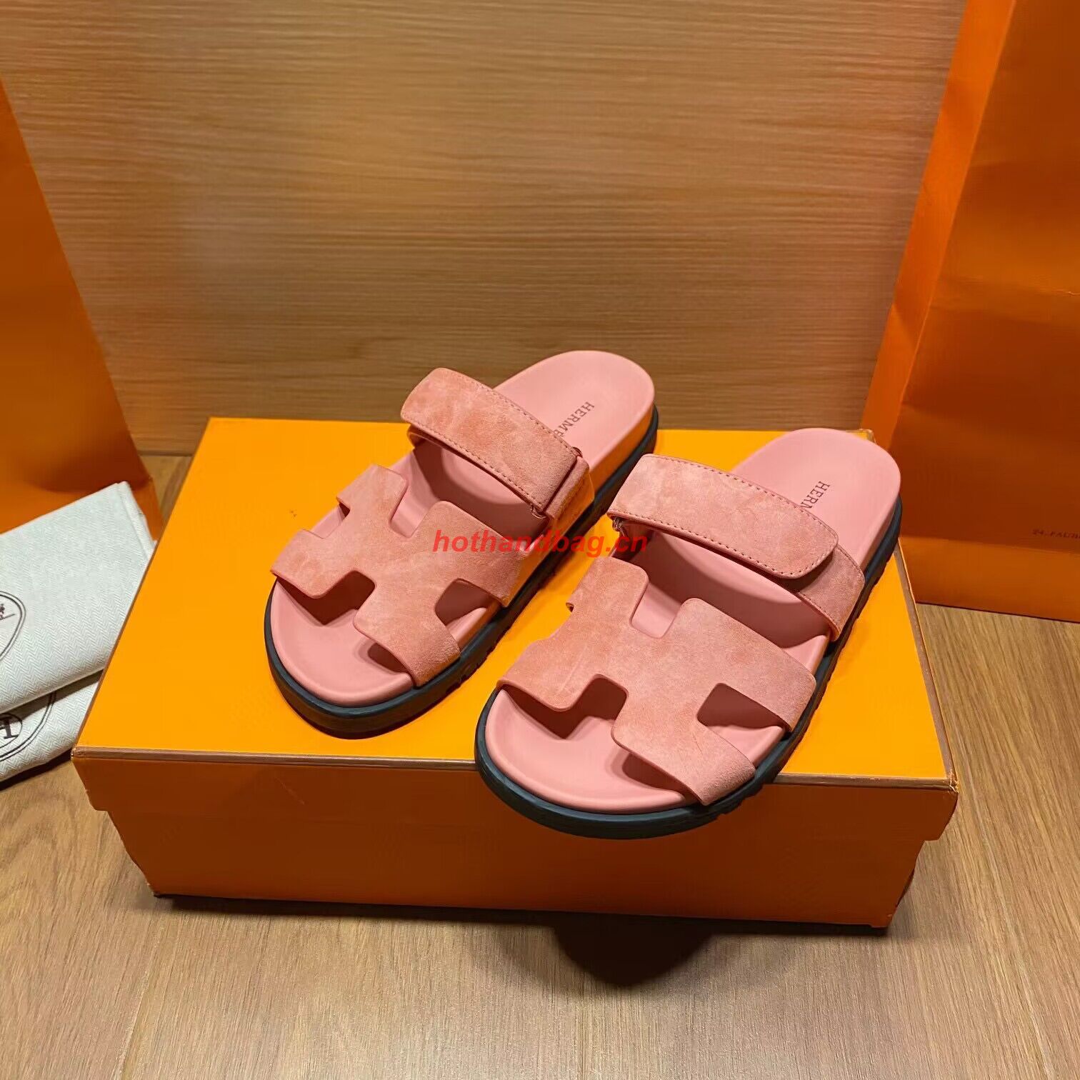 Hermes Shoes 2022 Chypre sandals HM63920 Pink Hermes Shoes 2022 Chypre sandals HM63920 Pink
