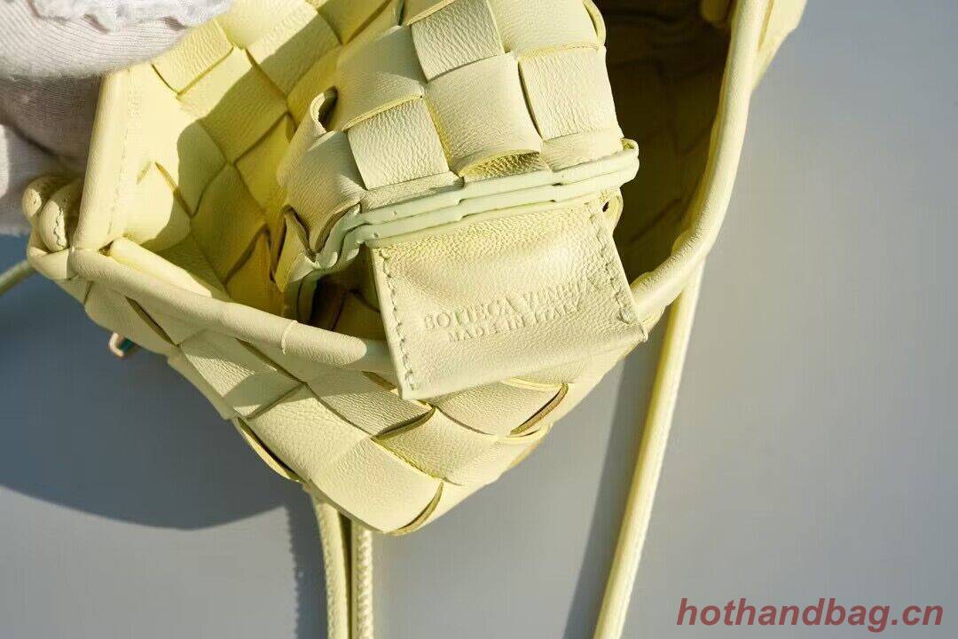 Bottega Veneta Sardine Intrecciato Gold Hardware Handle Bag 744267 Lemon Bottega Veneta Sardine Intrecciato Gold Hardware Handle Bag 744267 Lemon