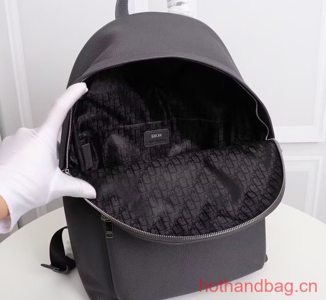 Dior Essentials BACKPACK Grained Calfskin CM1088-1 Black Dior Essentials BACKPACK Grained Calfskin CM1088-1 Black