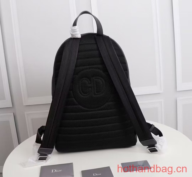 Dior Essentials BACKPACK Grained Calfskin CM1088-1 Black Dior Essentials BACKPACK Grained Calfskin CM1088-1 Black
