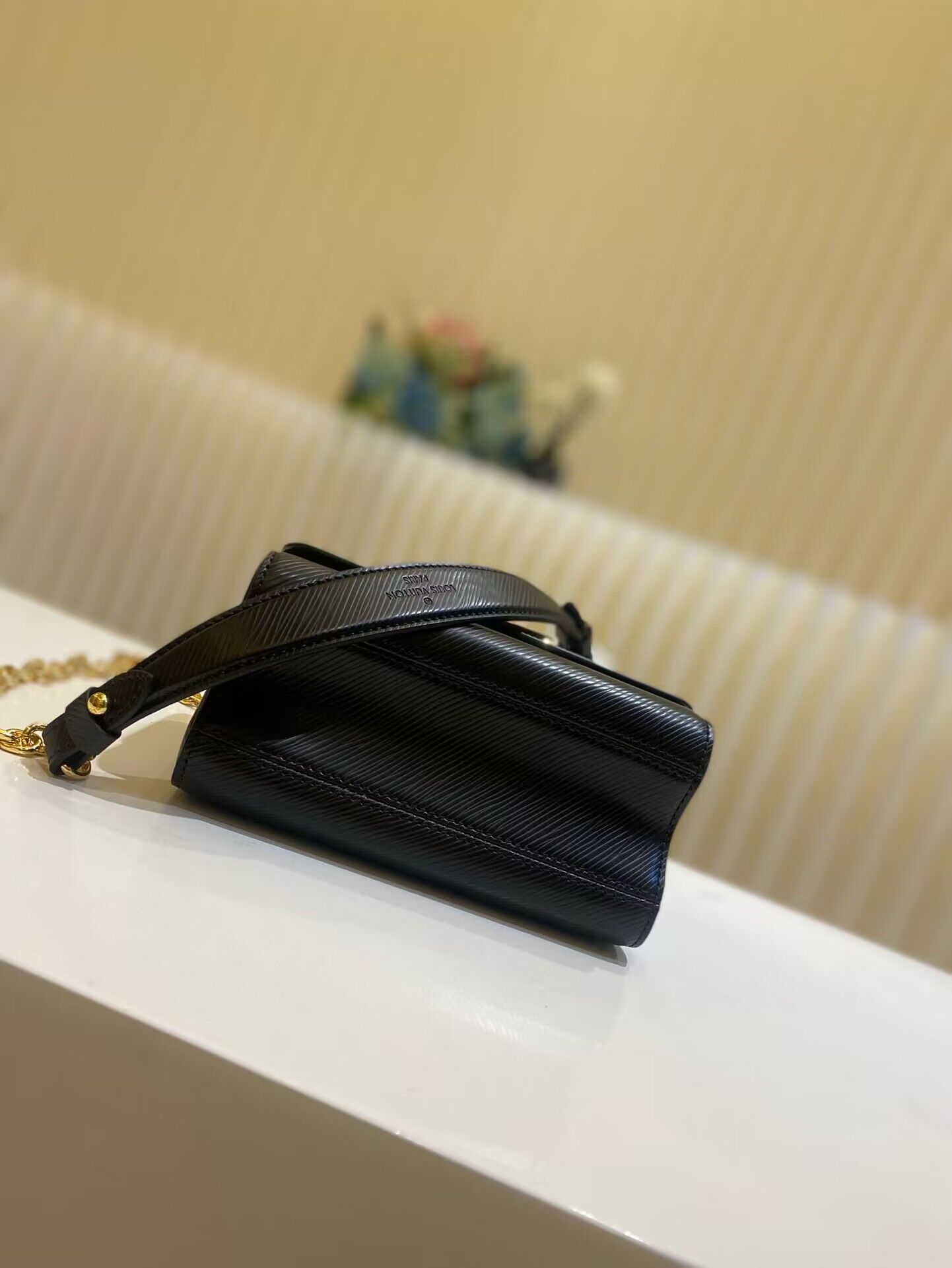 Louis Vuitton Epi Leather Twist PM M21119 Black Gold-Tone Louis Vuitton Epi Leather Twist PM M21119 Black Gold-Tone