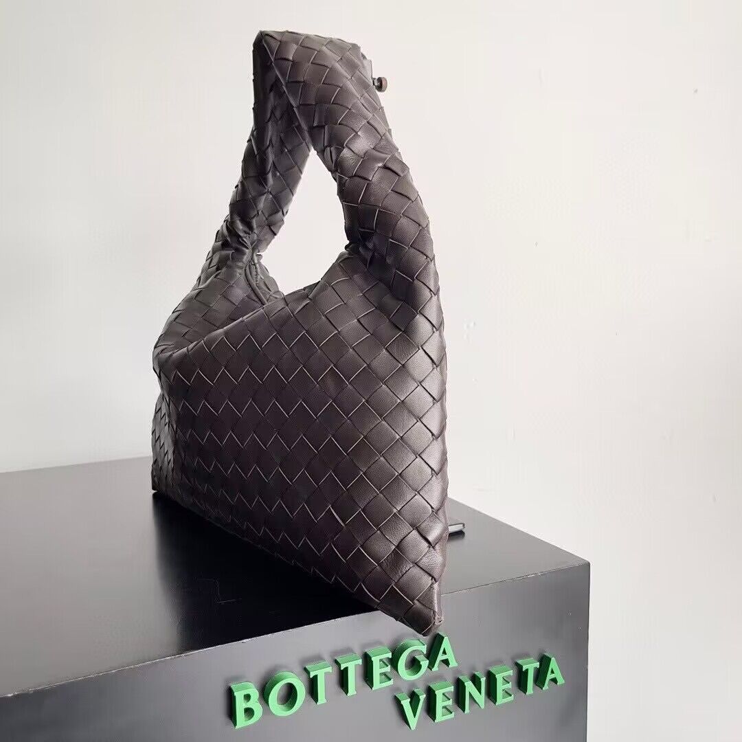 Bottega Veneta Medium Hop Bag 763966 Fondant Bottega Veneta Medium Hop Bag 763966 Fondant