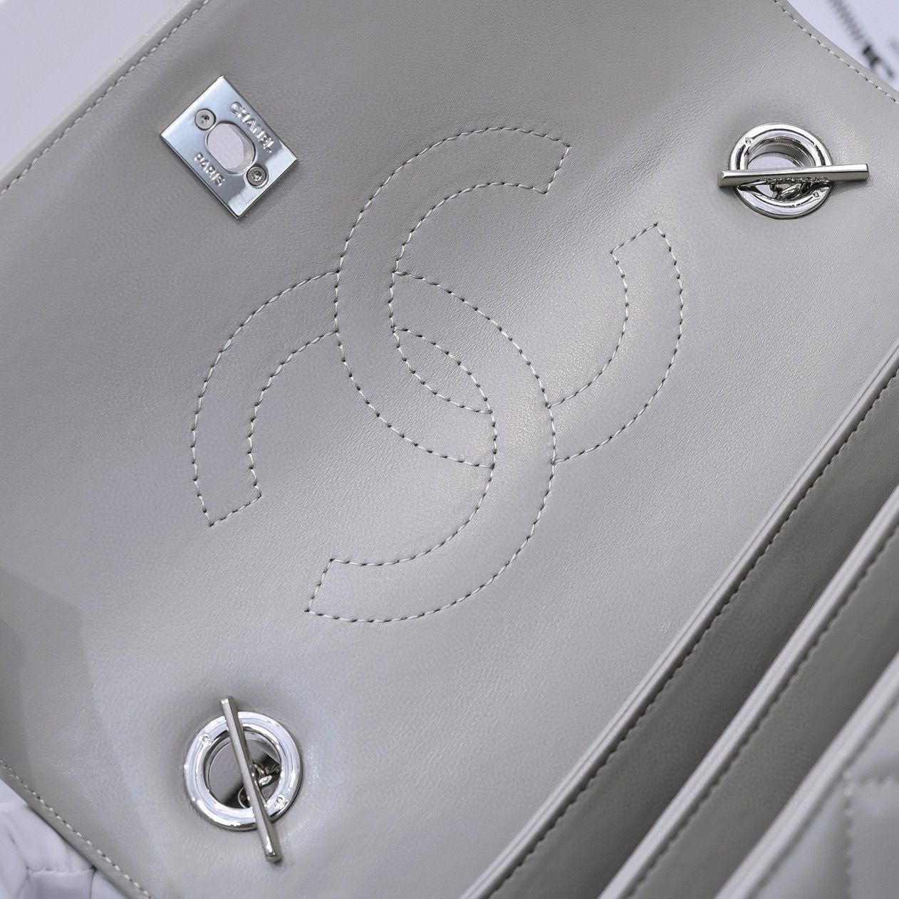 Chanel FLAP BAG WITH TOP HANDLE AS92236 gray Chanel FLAP BAG WITH TOP HANDLE AS92236 gray