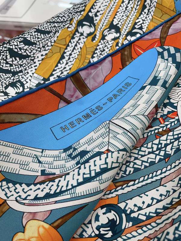 Hermes Scarf HEC00947 Hermes Scarf HEC00947