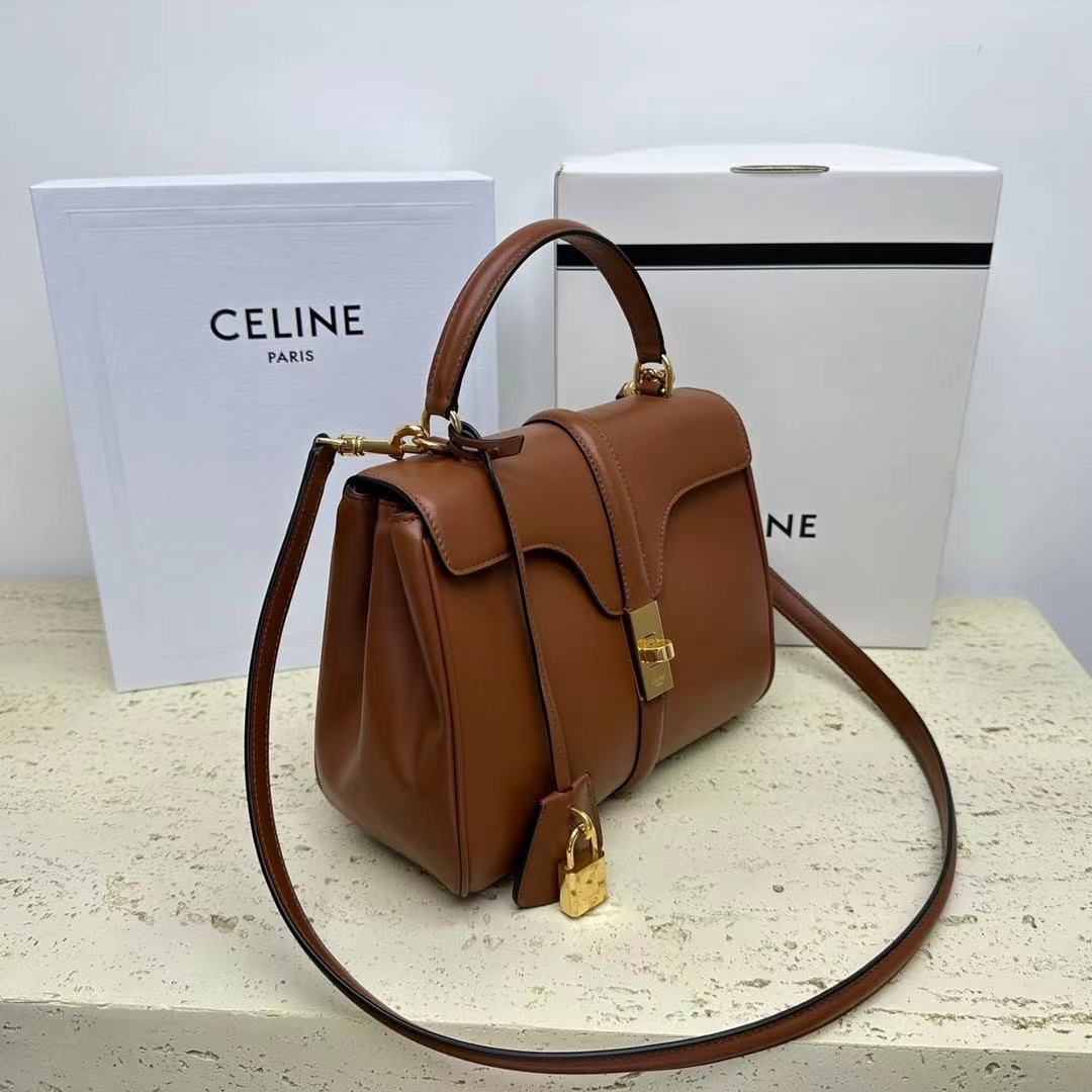 CELINE Medium 16 Original Leather Bag 188003 Brown CELINE Medium 16 Original Leather Bag 188003 Brown
