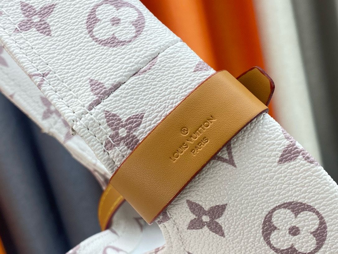 Louis Vuitton Monogram Canvas Atlantis GM Bag M46816 OR M46817 White Louis Vuitton Monogram Canvas Atlantis GM Bag M46816 OR M46817 White