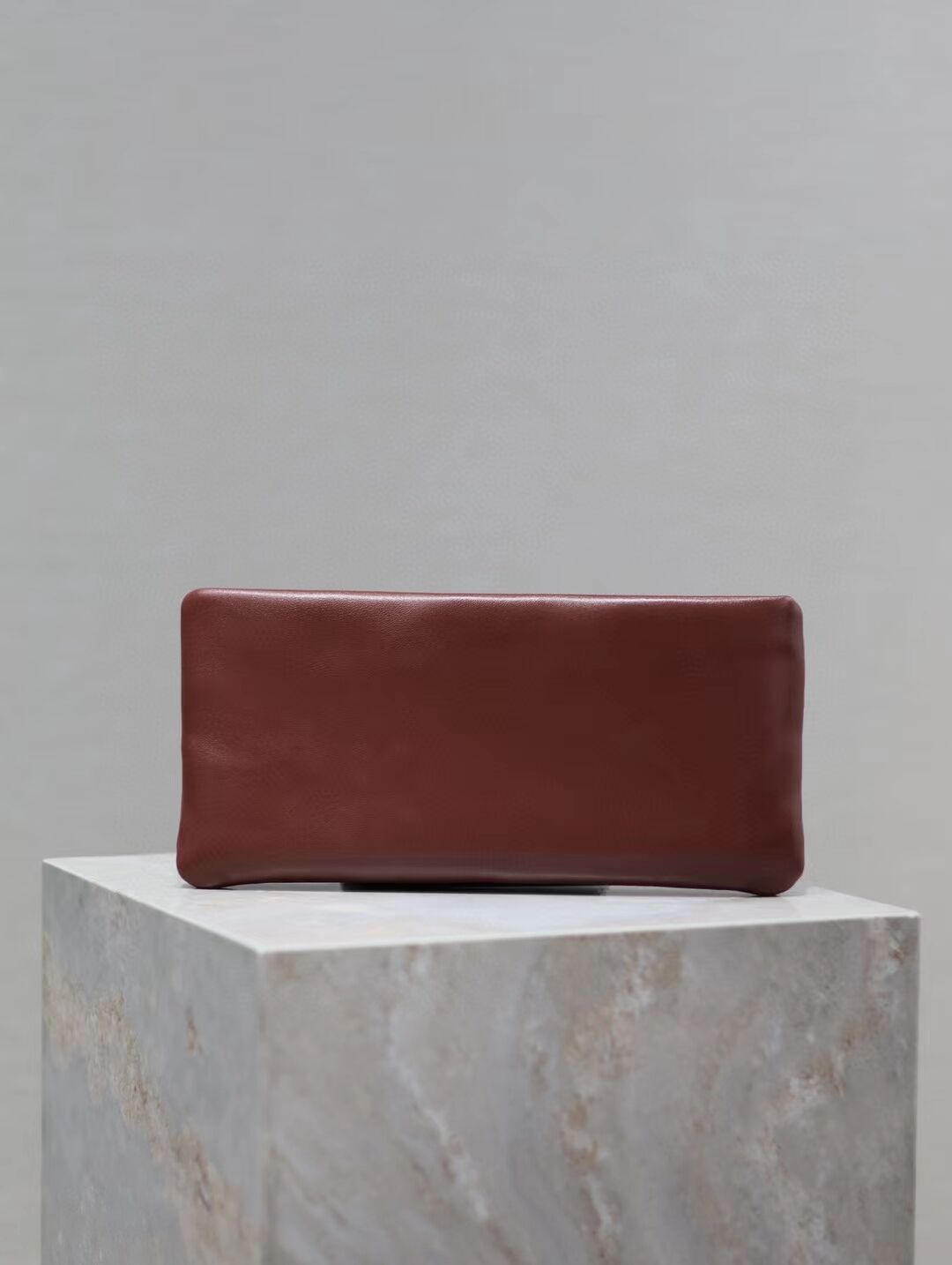SAINT LAURENT CALYPSO LONG POUCH IN LAMBSKIN 774062 ROUGE MERLOT SAINT LAURENT CALYPSO LONG POUCH IN LAMBSKIN 774062 ROUGE MERLOT