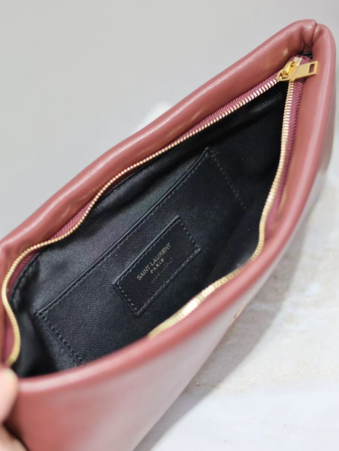 SAINT LAURENT CALYPSO LONG POUCH IN LAMBSKIN 774062 ROUGE MERLOT SAINT LAURENT CALYPSO LONG POUCH IN LAMBSKIN 774062 ROUGE MERLOT