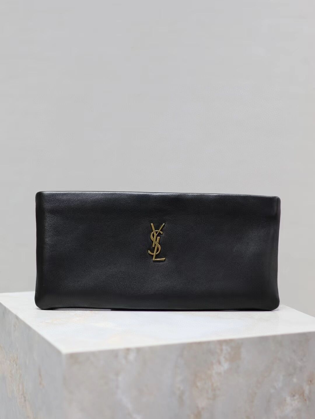 SAINT LAURENT CALYPSO LONG POUCH IN LAMBSKIN 774062 black SAINT LAURENT CALYPSO LONG POUCH IN LAMBSKIN 774062 black