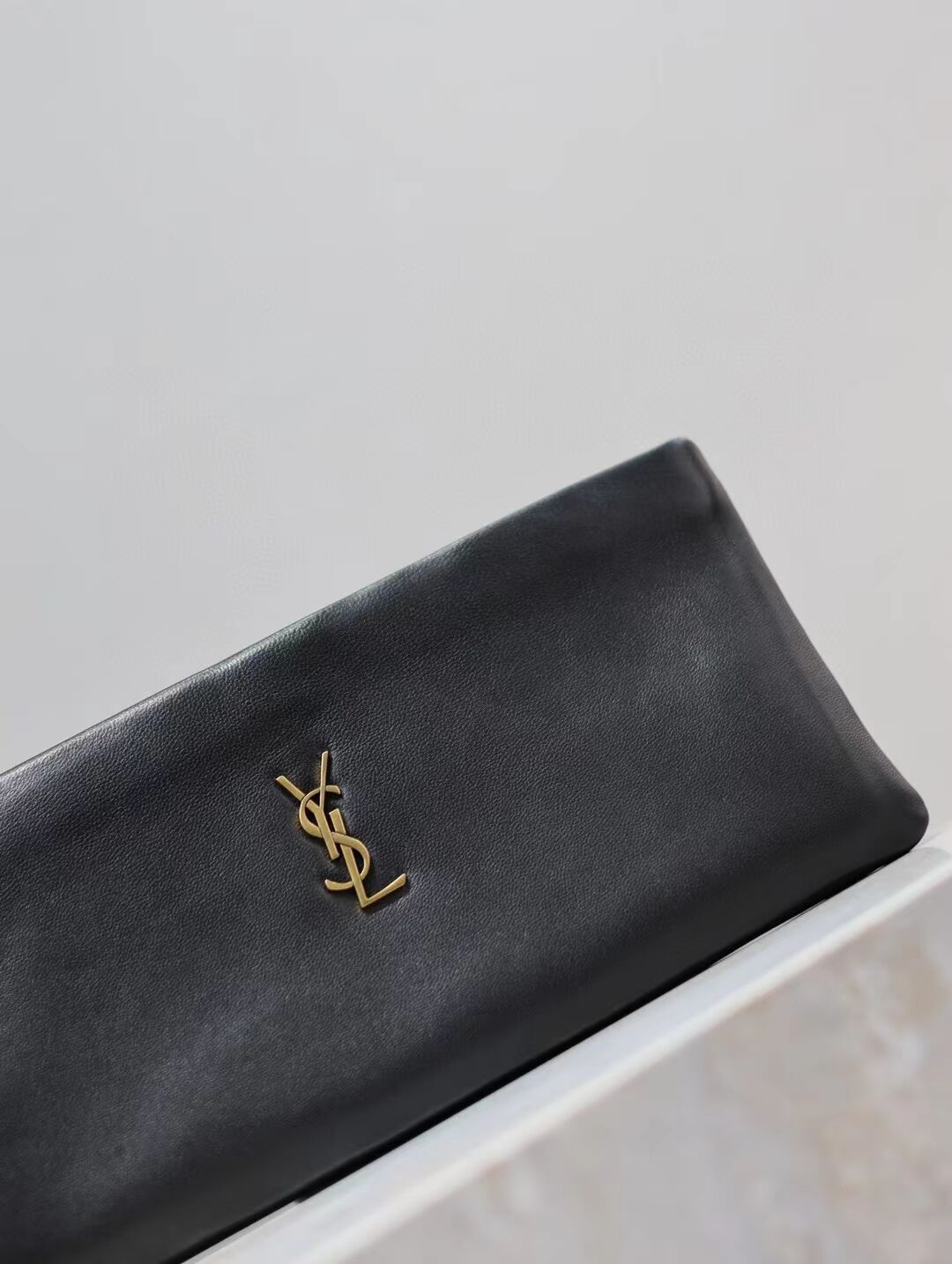 SAINT LAURENT CALYPSO LONG POUCH IN LAMBSKIN 774062 black SAINT LAURENT CALYPSO LONG POUCH IN LAMBSKIN 774062 black