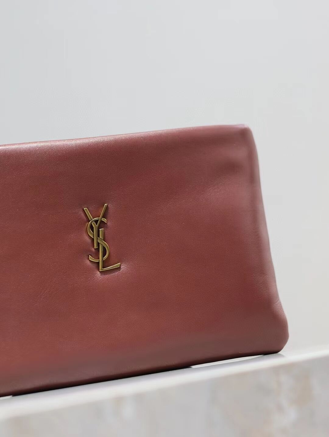 SAINT LAURENT CALYPSO SMALL POUCH IN LAMBSKIN 765025 ROUGE MERLOT SAINT LAURENT CALYPSO SMALL POUCH IN LAMBSKIN 765025 ROUGE MERLOT