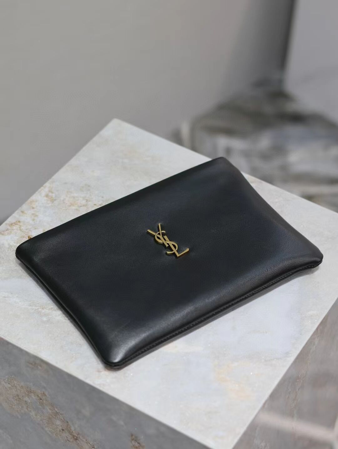 SAINT LAURENT CALYPSO SMALL POUCH IN LAMBSKIN 765025 black SAINT LAURENT CALYPSO SMALL POUCH IN LAMBSKIN 765025 black