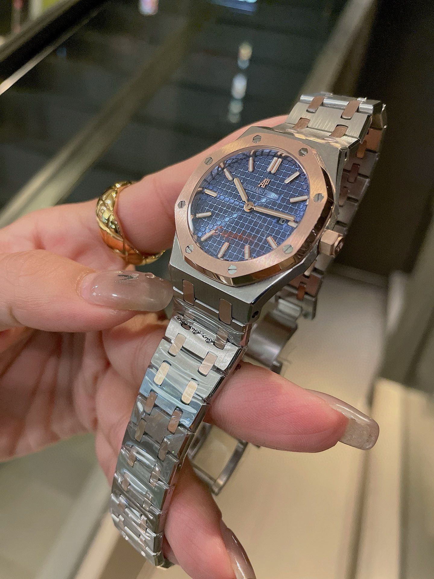 Audemars Piguet Royal Oak Quartz 33mm Acier Inoxydable Watch AP23580 Audemars Piguet Royal Oak Quartz 33mm Acier Inoxydable Watch AP23580