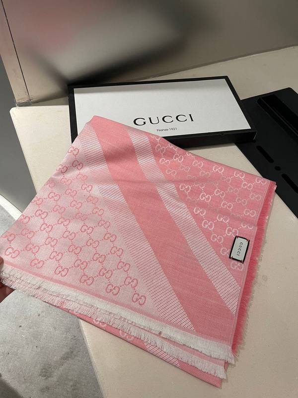 Gucci Scarf GUC00389 Gucci Scarf GUC00389